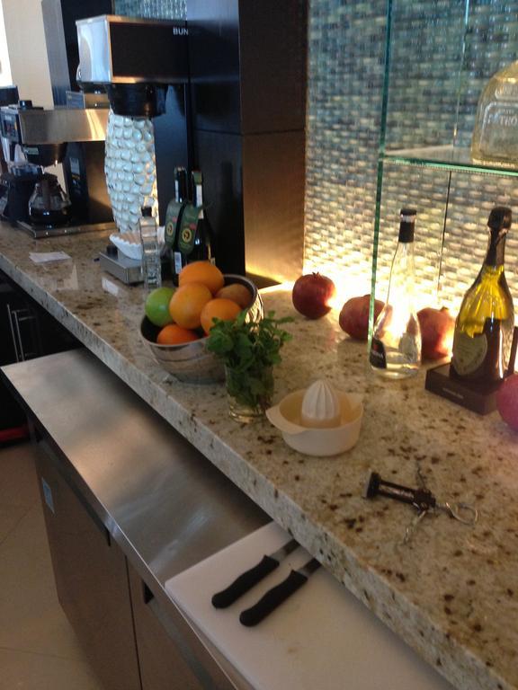 The Sea Lord Hotel & Suites (Adults Only) Lauderdale-by-the-Sea Exterior foto